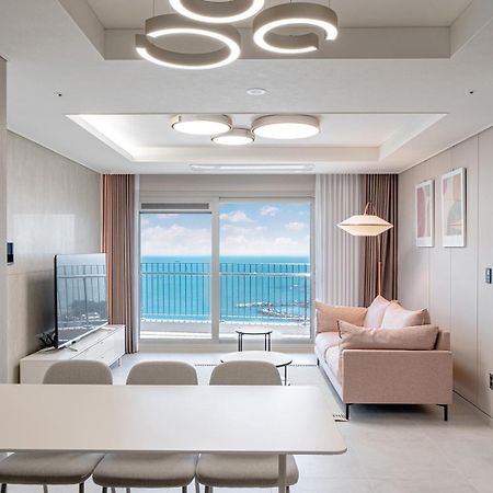 Le Collective Busan Gijang Экстерьер фото