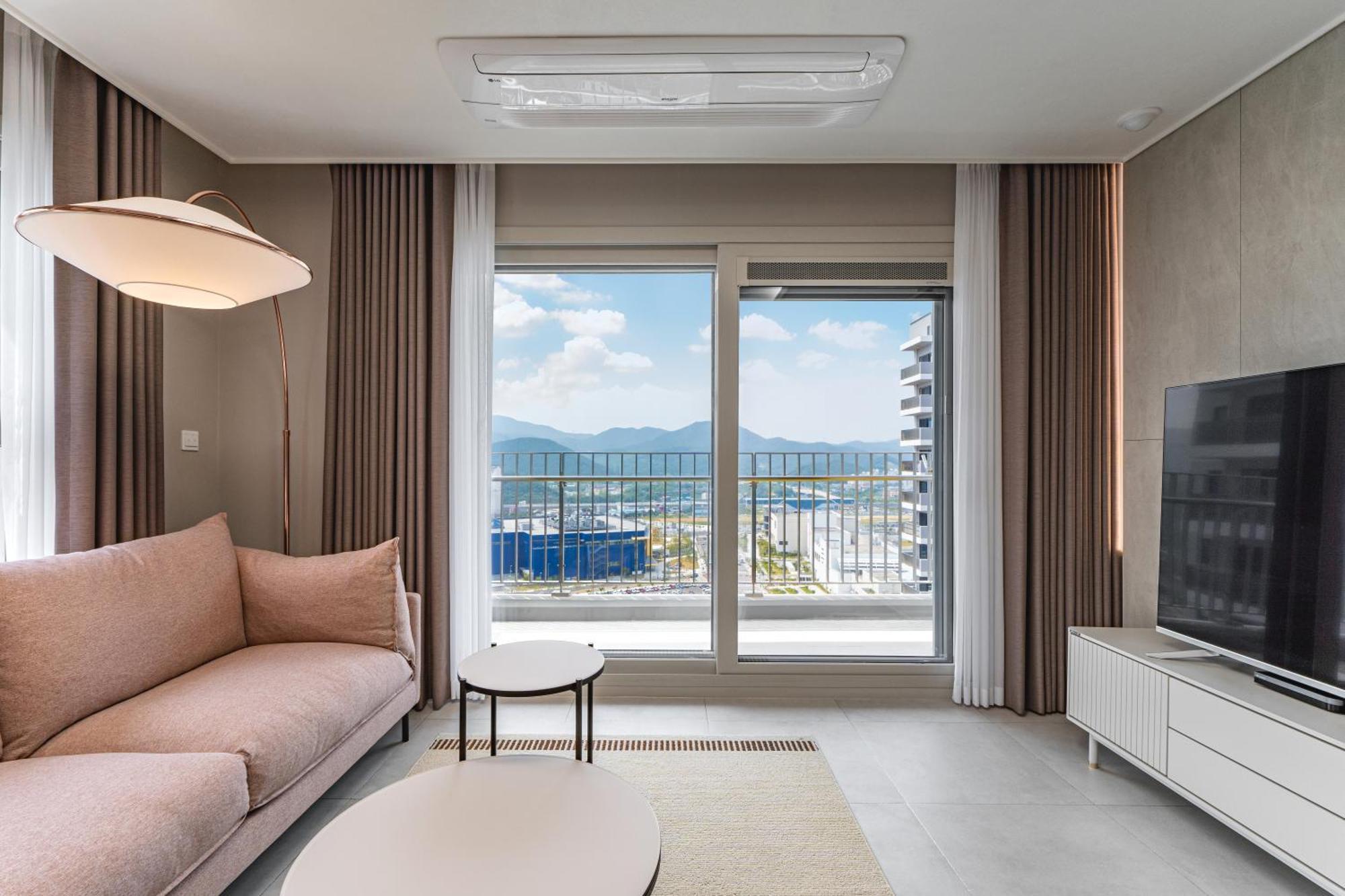 Le Collective Busan Gijang Экстерьер фото